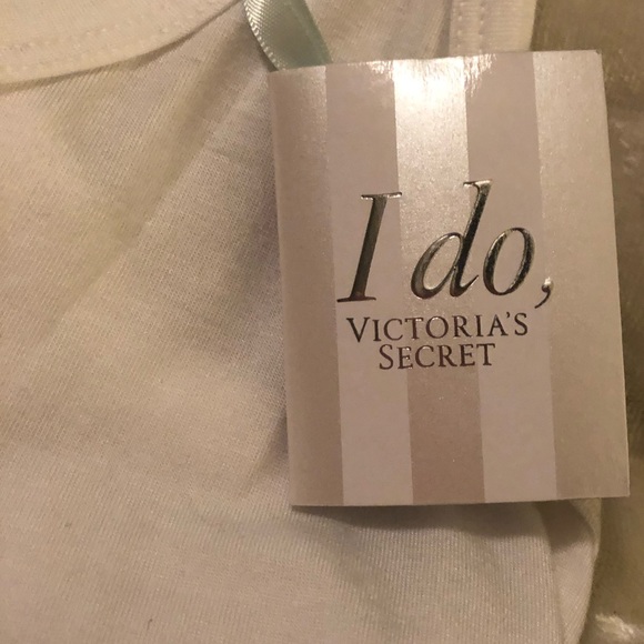 Victoria’s Secret ‘Bride’ Tank - NWT - Picture 7 of 8